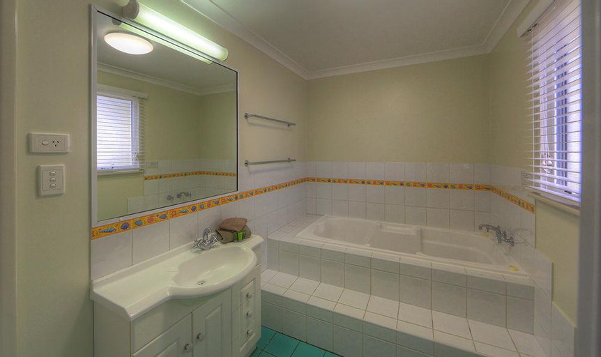 Bedroom 5, Mandalay Holiday Resort & Tourist Park, Busselton
