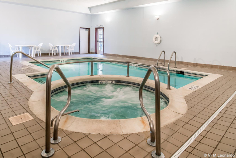 Sport & Beauty 2, Hotel Downtown - University Area, Otsego