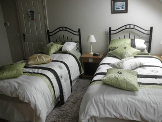 Bedroom 5, Imeall Na Mara