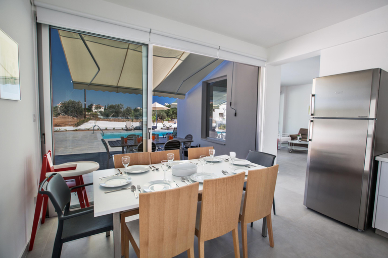 Food & Drinks 5, Greco Villas