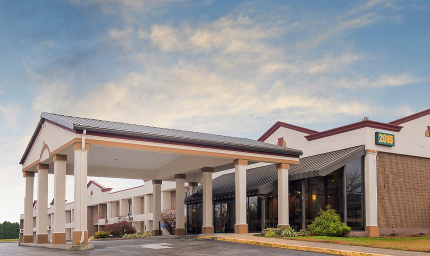 Red Roof Inn & Suites Mt Holly - McGuire AFB, Burlington