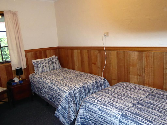 Bedroom 2, Platypus Park Country Retreat, Dorset