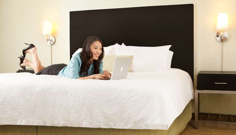 Bedroom 3, Hampton Inn & Suites Cordele, Crisp
