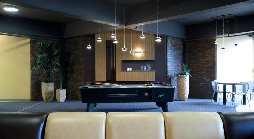 Public Area 2, Zum Hotel, Montréal