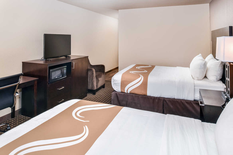 Bedroom 3, Quality Inn Hotel - Kent Seattle, King