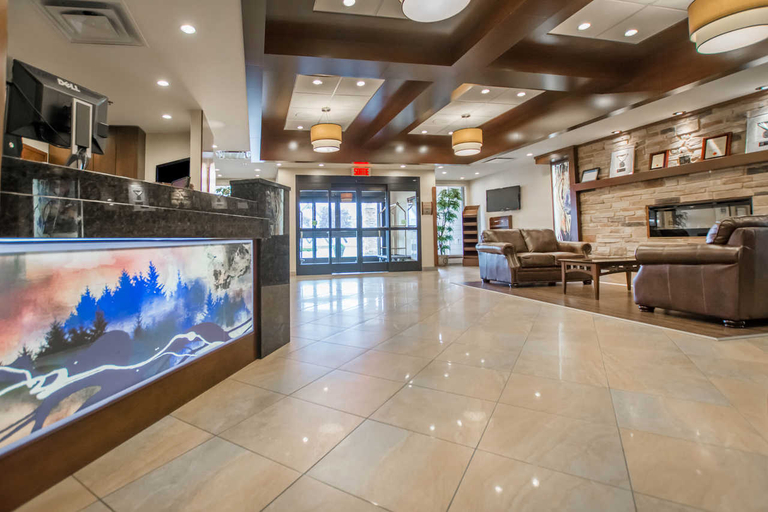 Public Area 2, Quality Inn & Suites, Vallée-de-l'Or