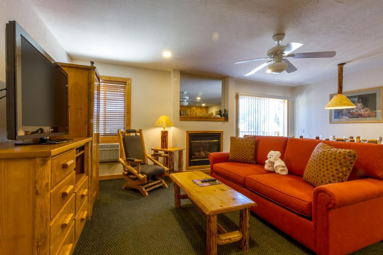 Public Area 3, Red Wolf Lodge at Olympic Valley, Placer