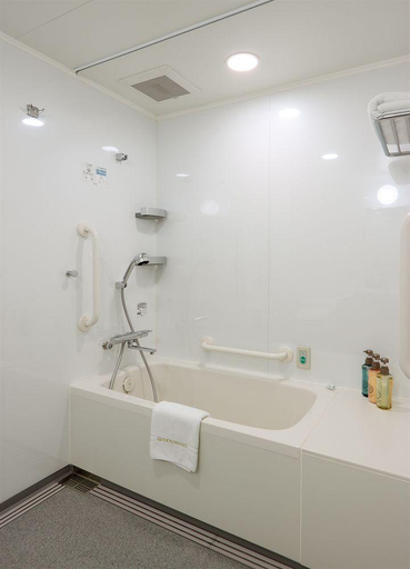 Bathroom 5, Kobe Motomachi Tokyu REI Hotel, Kobe