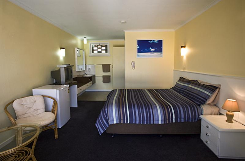 Bedroom, Swansea Motor Inn, Glamorgan-Spring Bay
