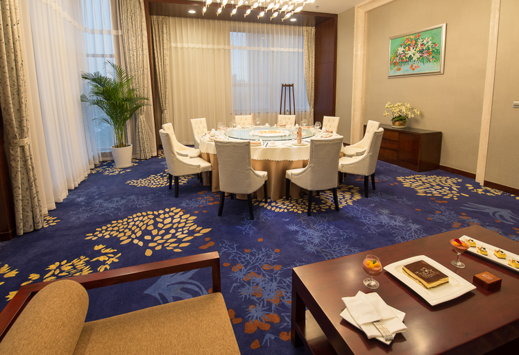 Food & Drinks 3, Gloria Plaza Hotel Qingdao, Qingdao