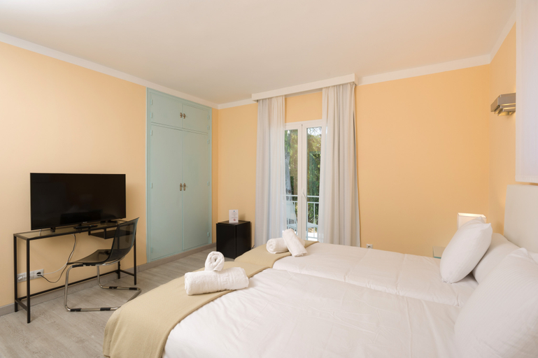 Bedroom 2, Bluebelle By Pillow, Málaga