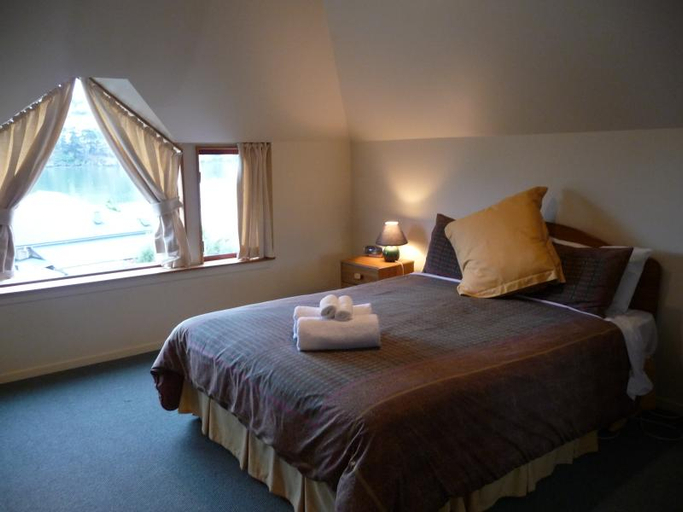 Bedroom 2, Les Troupes Apartments, Christchurch