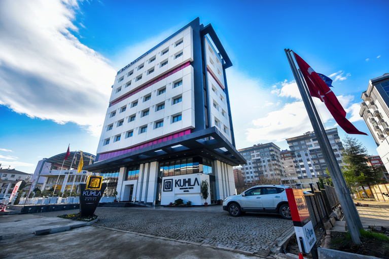 Exterior & Views 2, Kuhla Boutique Suite, Yomra