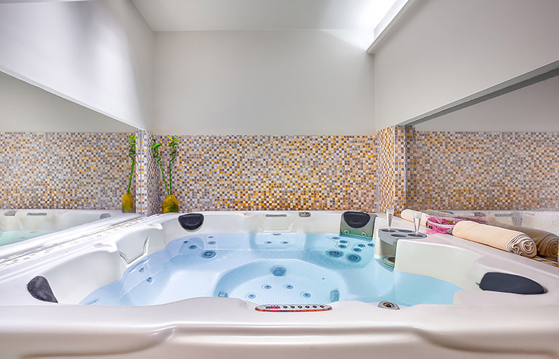 Bathroom 4, Sandy Beach, South Aegean