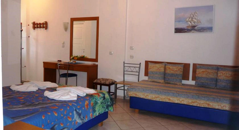 Bedroom 2, Irinoula Apartments, South Aegean