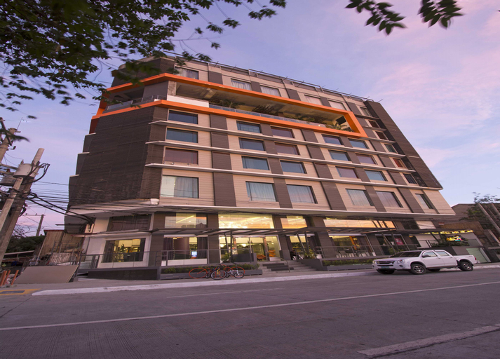Hive Hotel and Convention Place, Quezon City