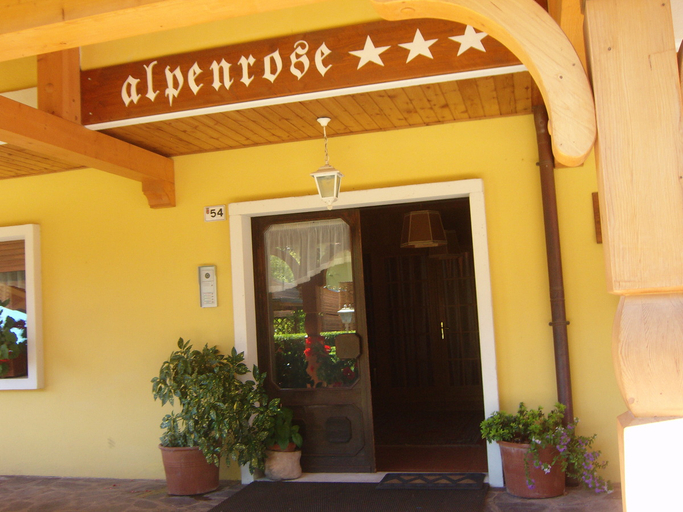 Public Area, Residence Alpenrose, Trento