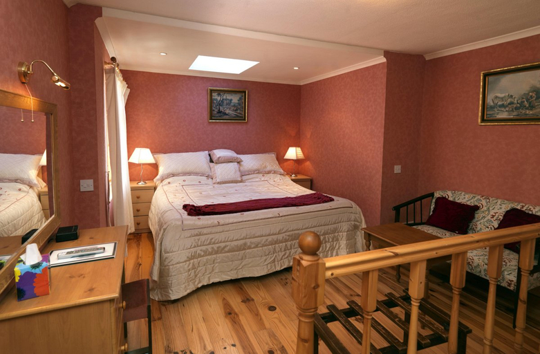 Sport & Beauty, Murphy'S Farmhouse