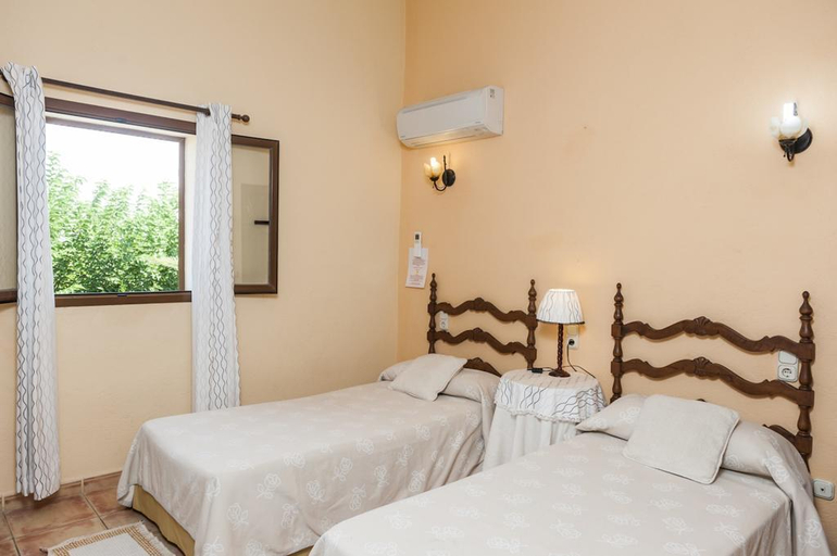Bedroom 3, Can CorrO - Villa With Private Pool In Alcudia, Baleares
