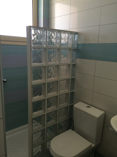 Bathroom 5, Pleasure Beach Hotel, Crete
