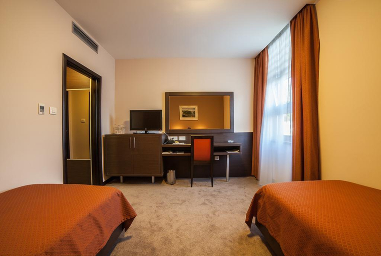 Bedroom 2, Hotel Terminus