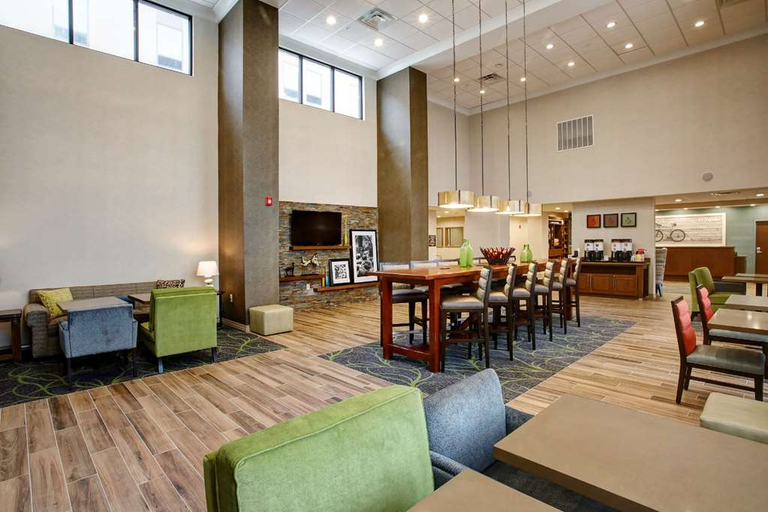 Public Area 3, Hampton Inn & Suites Baltimore/Aberdeen, Harford