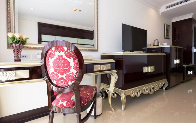 Public Area 2, LK President, Pattaya