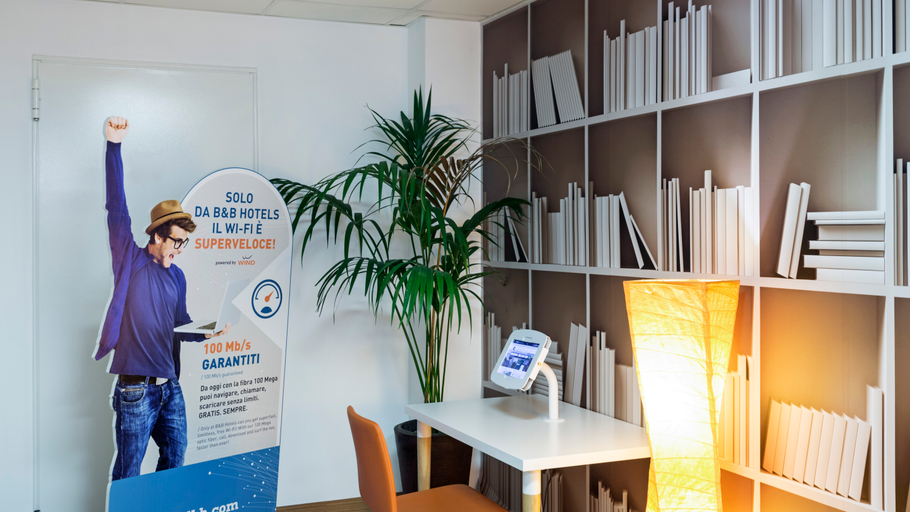Public Area 2, B&B Hotel Milano Sant'Ambrogio, Milano