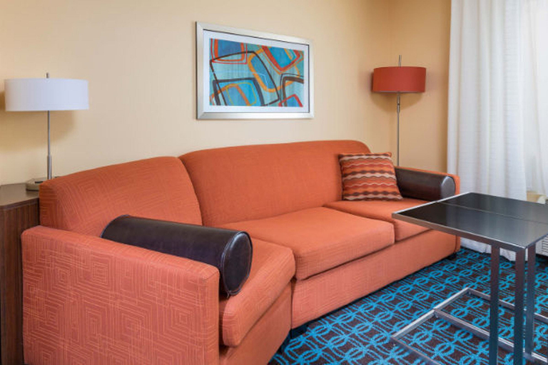 Public Area 2, Fairfield Inn & Suites Lincoln, Lancaster