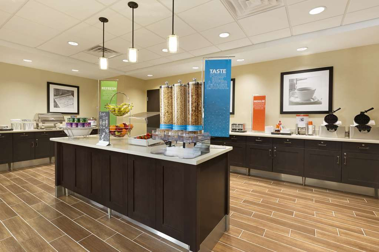 Public Area 2, Hampton Inn Niles/Warren, Trumbull