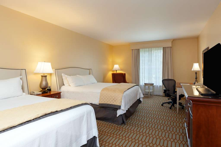 Bedroom 3, Virginia Crossings Hotel & Conference Center,Tapes, Henrico