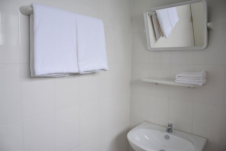 Bathroom 4, Annex Lumpini Bangkok by Aetas, Sathorn