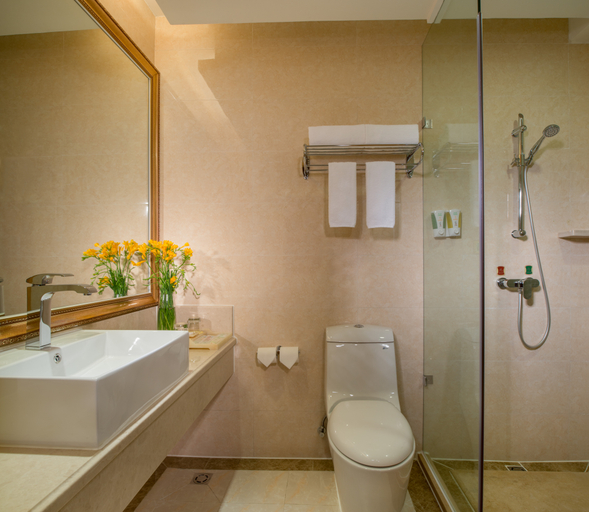 Bathroom 4, Vienna International Hotel Shenzhen North Station, Shenzhen