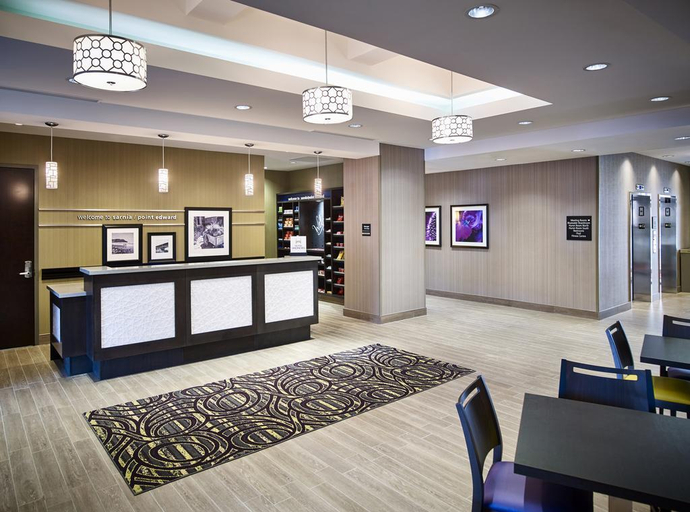 Public Area 2, Hampton Inn by Hilton Sarnia/Point Edward, Lambton