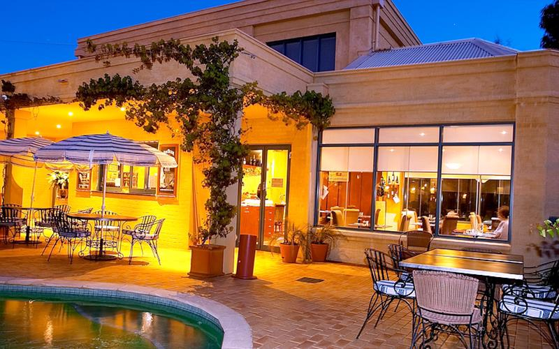 Exterior & Views 2, BEST WESTERN PLUS Madison Spa Resort, Murray