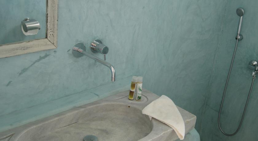 Bathroom 4, Aeraki Villas, South Aegean
