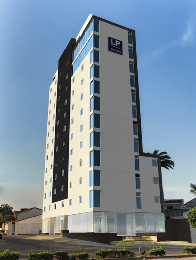 Exterior & Views 2, HB Equipetrol, Andrés Ibáñez