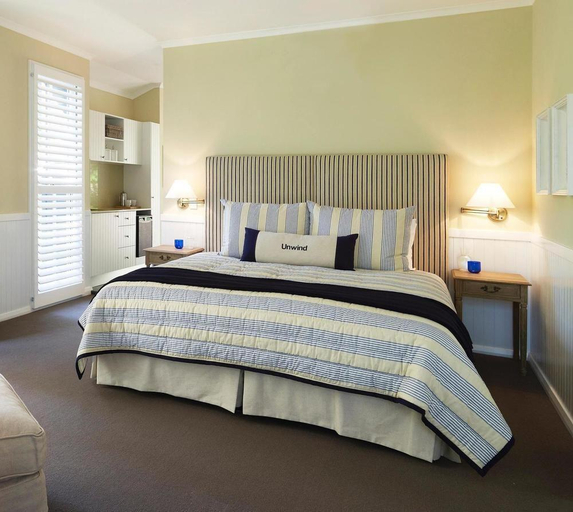 Bedroom, Bells Killcare Bout. Htl Restaurant & Spa, Gosford - East