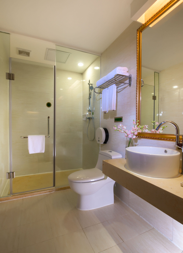Bathroom, Vienna Hotel (Pudong Airport SNIEC Branch), Shanghai