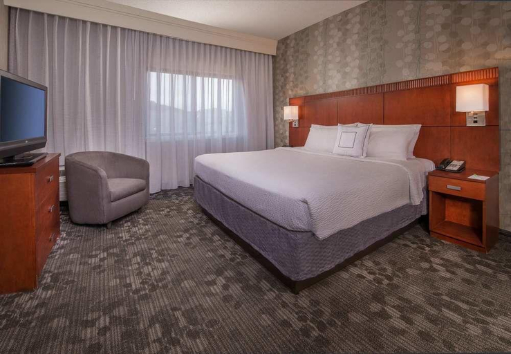 Bedroom 3, Courtyard Dulles Airport Chantilly, Fairfax