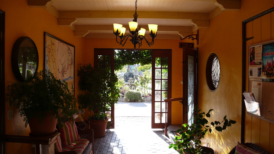 Others, The Marlo, Santa Barbara