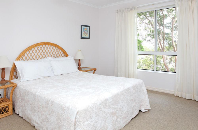 Bedroom 5, Macquarie Lodge, Noosa - Noosa-Noosaville
