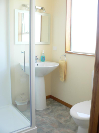 Bathroom, Brook House Bed & Breakfast and Cottages, Kaikoura