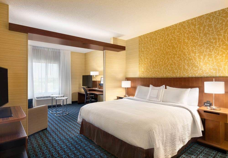 Bedroom 4, Fairfield Inn&Suites Lancaster East at The Outlets, Lancaster