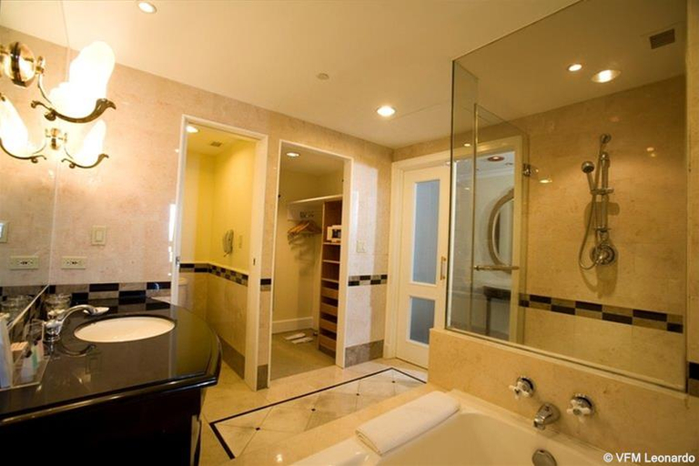 Bathroom 2, Royal Orchid Guam Hotel, Tumon