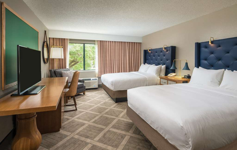Bedroom 5, DoubleTree by Hilton Gainesville, Alachua