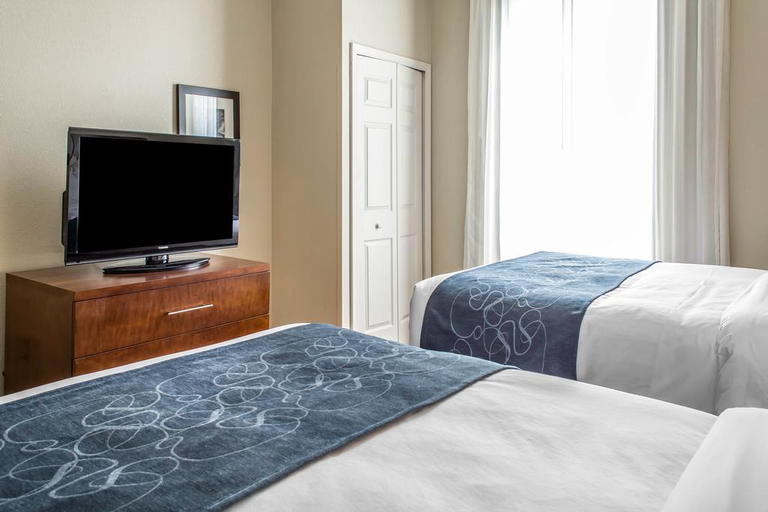 Bedroom 3, Comfort Suites Fredericksburg South, Spotsylvania