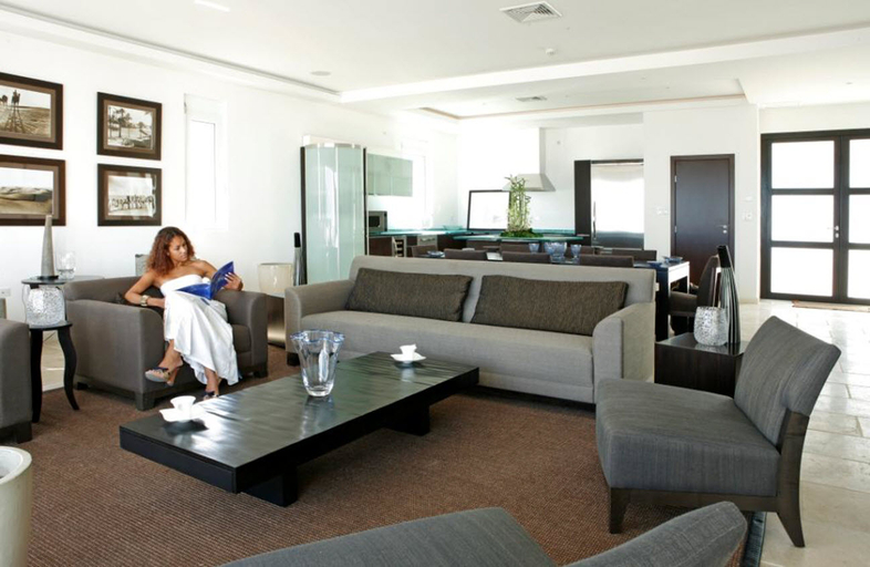 Public Area 5, Coral Beach Club Villas & Marina