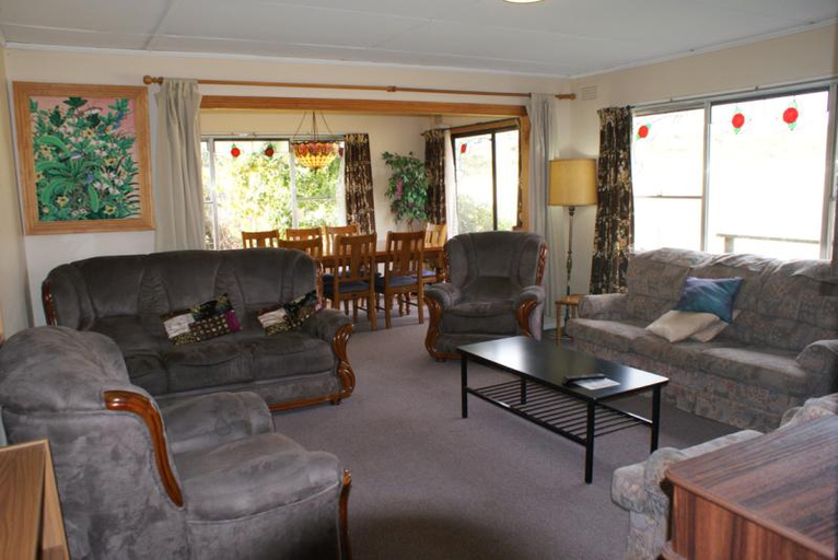 Public Area 2, AAA Granary Accommodation The Last Resort, Kentish