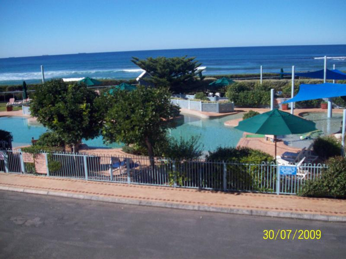Blue Lagoon Beach Resort, Wyong - South and West